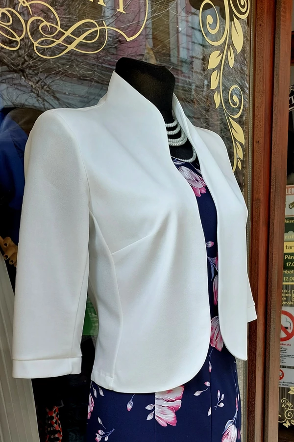 Fehér színű, hosszított alkalmi, elegáns női boleró, blézer